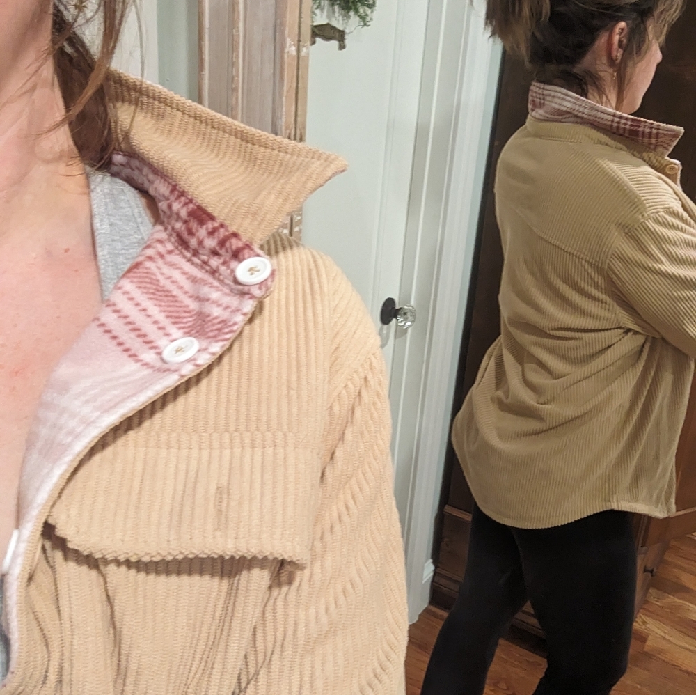 Reversible button down fleece corduroy button down small